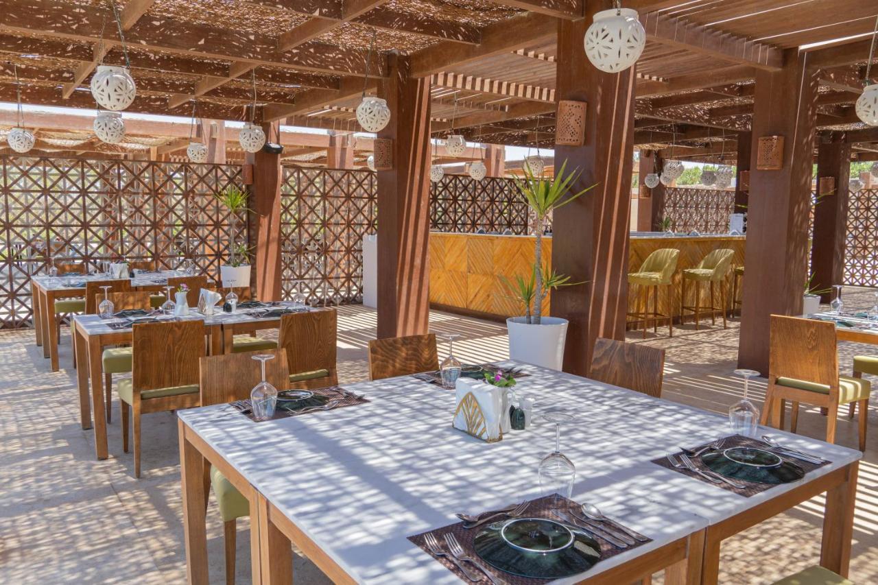 Caesar Bay Resort Марса Матрух Екстериор снимка